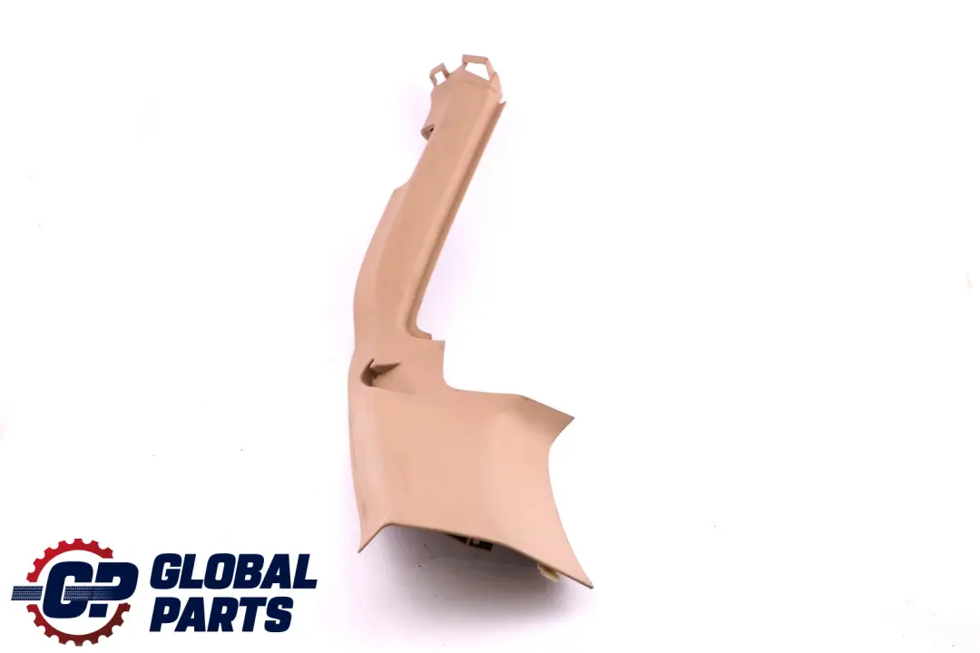 Osłona słupka tylnego prawego hellbeige do BMW E53 X5 o numerze 8250226 BMW E53 X5 Osłona słupka tylnego prawego hellbeige - SKU 8250226 - Numer Części 8250226