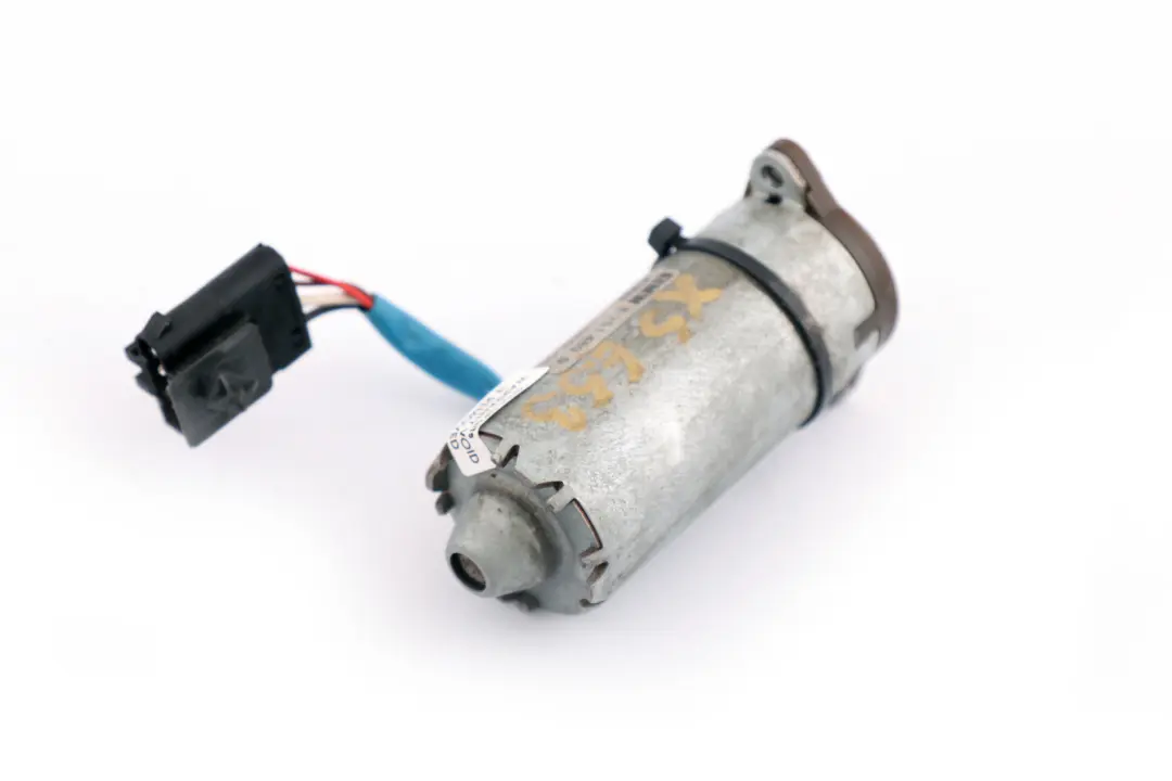 Moteur Reglage De L'Inclinaison Avant pour BMW X5 E53 à propos du numéro de pièce 8251489 BMW X5 E53 Moteur Reglage De L'Inclinaison Avant - SKU 8251489 - Numéro de pièce 8251489