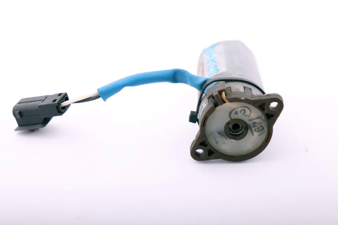 Front Seat Angle Adjustment Engine Motor 1-1240-01 to BMW X5 E46 E53 E64 with Part number 8251498 BMW X5 E46 E53 E64 Front Seat Angle Adjustment Engine Motor 1-1240-01 - SKU 8251498 - Part number 8251498