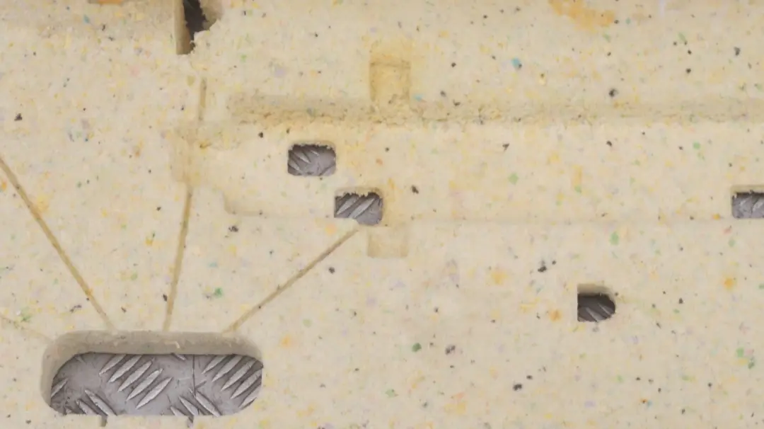 Schallisolierung Heckklappe für BMW 3 er E46 Compact mit Teilenummer 8251553 BMW 3 er E46 Compact Schallisolierung Heckklappe - SKU 8251553 - Teilenummer 8251553