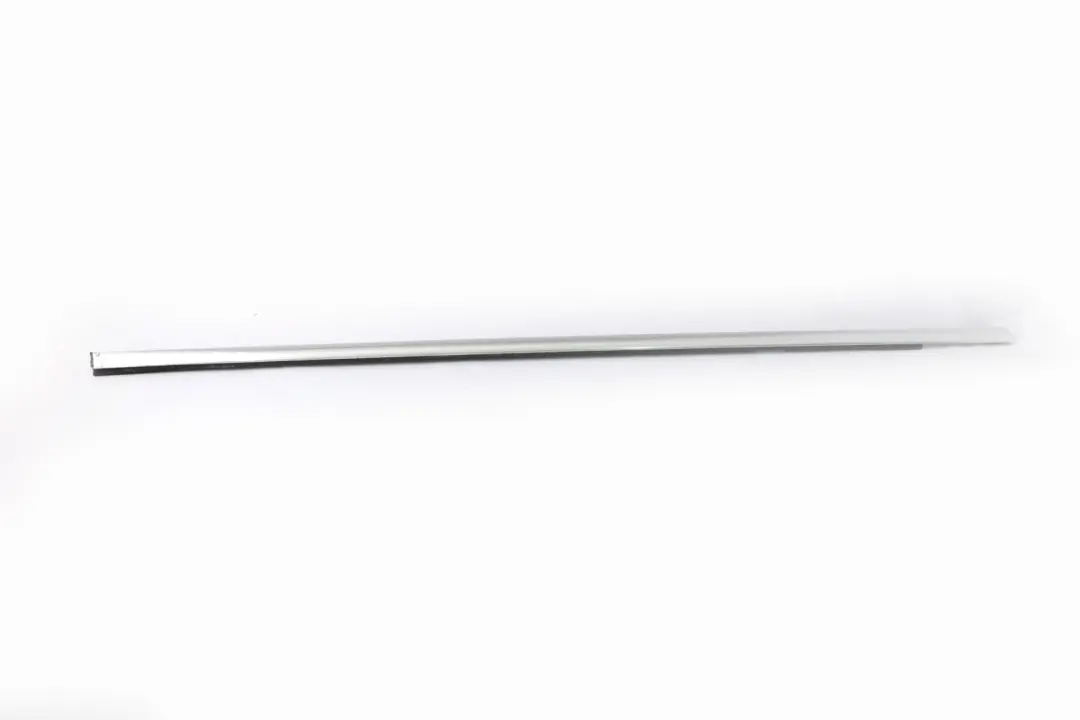 Front Right Door O/S Outer Weatherstrip Chrome to BMW X5 Series E53 with Part number 8251594 BMW X5 Series E53 Front Right Door O/S Outer Weatherstrip Chrome - SKU 8251594 - Part number 8251594