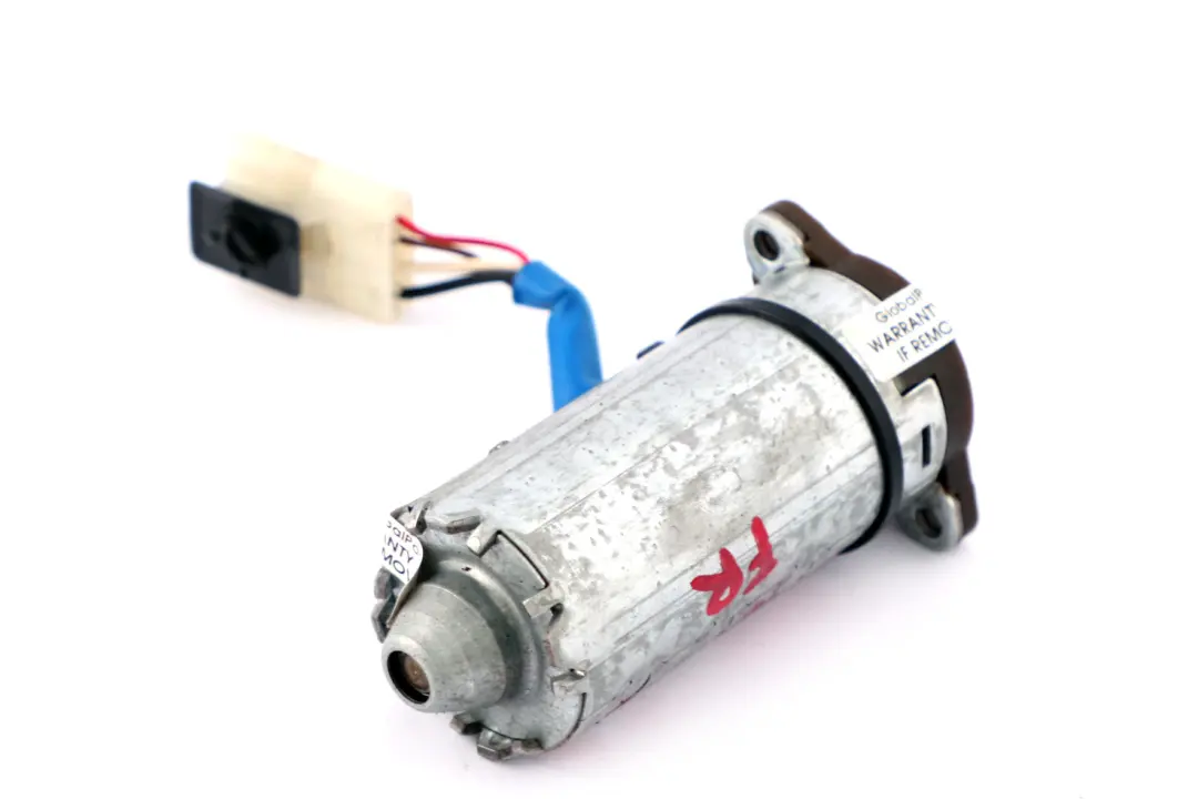 Silniczek Regulacji Prawego Przedniego Fotela do BMW X5 E46 E53 o numerze 52108251618 BMW X5 E46 E53 Silniczek Regulacji Prawego Przedniego Fotela - SKU 8251618 - Numer Części 52108251618