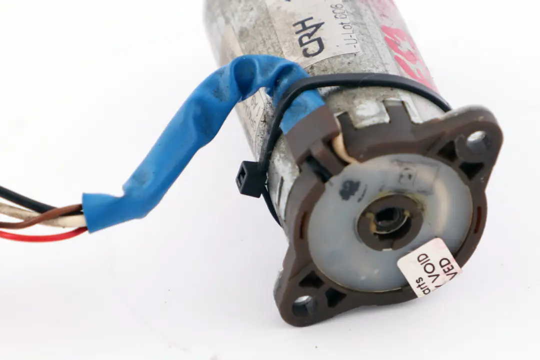 Silniczek Regulacji Prawego Przedniego Fotela do BMW X5 E46 E53 o numerze 52108251618 BMW X5 E46 E53 Silniczek Regulacji Prawego Przedniego Fotela - SKU 8251618 - Numer Części 52108251618