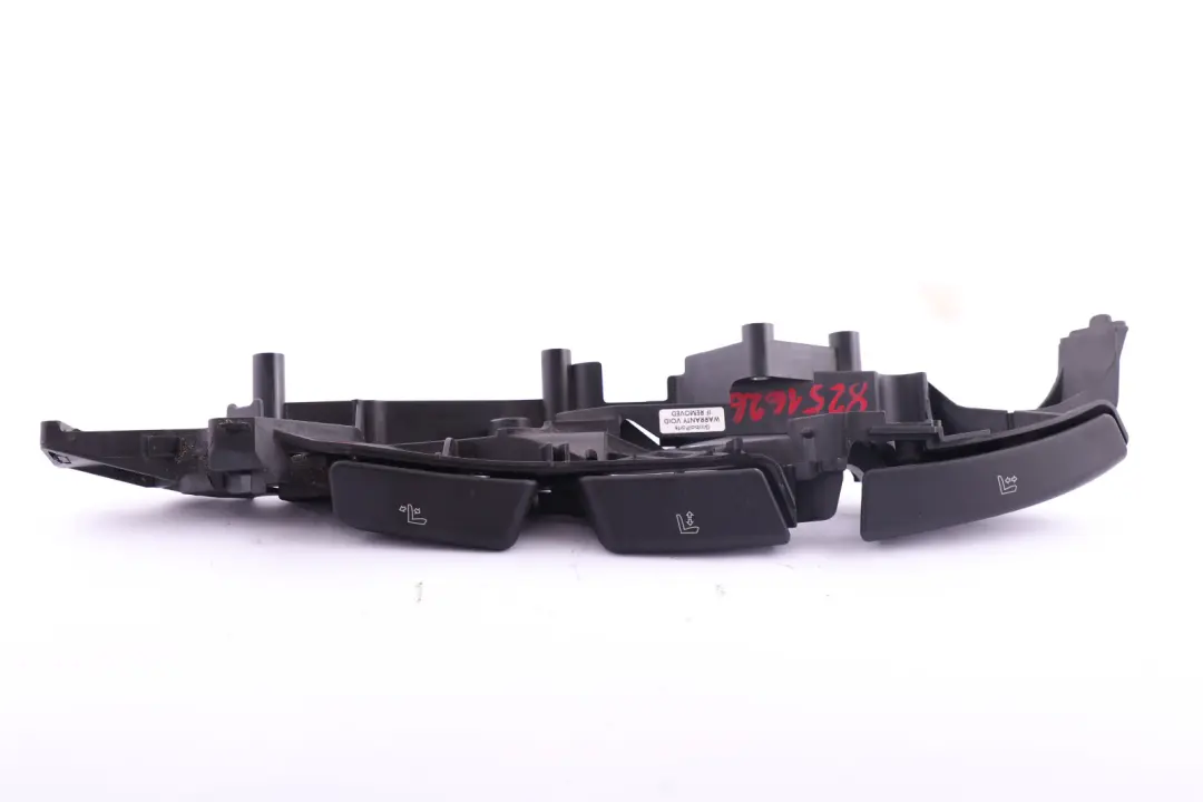 Panel Regulacji Fotela Przedniego Prawo Prawa do BMW X5 E53 X3 E83 o numerze 8251626 BMW X5 E53 X3 E83 Panel Regulacji Fotela Przedniego Prawo Prawa - SKU 8251626 - Numer Części 8251626