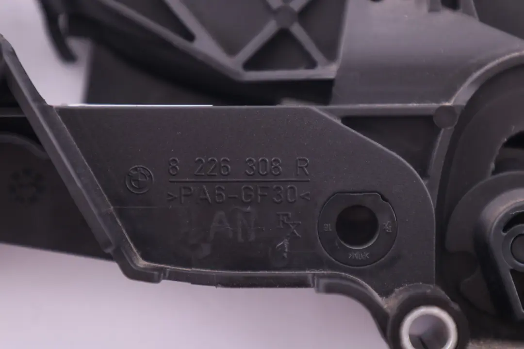 Betätigungs Einheit Sitz Vorne Rechts für BMW X5 E53 X3 E83 mit Teilenummer 8251626 BMW X5 E53 X3 E83 Betätigungs Einheit Sitz Vorne Rechts - SKU 8251626 - Teilenummer 8251626