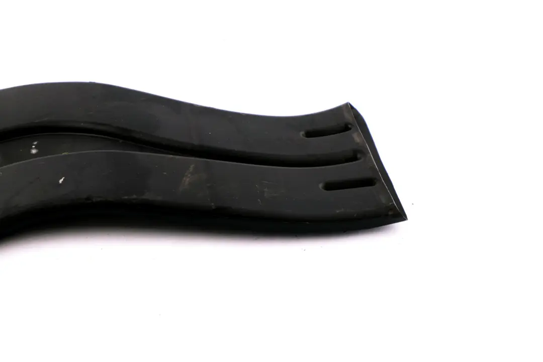 Heater Duct Rear Right O/S to BMW 7 Series E65 E66 E67 with Part number 8252450 BMW 7 Series E65 E66 E67 Heater Duct Rear Right O/S - SKU 8252450 - Part number 8252450