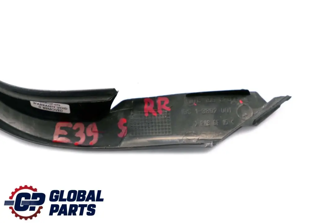 Embellecedor Marco Ventana Puerta Trasera Derecha Negro 8159876 para BMW E39 con número de pieza 8252668 BMW E39 Embellecedor Marco Ventana Puerta Trasera Derecha Negro 8159876 - SKU 8252668 - Número de pieza 8252668