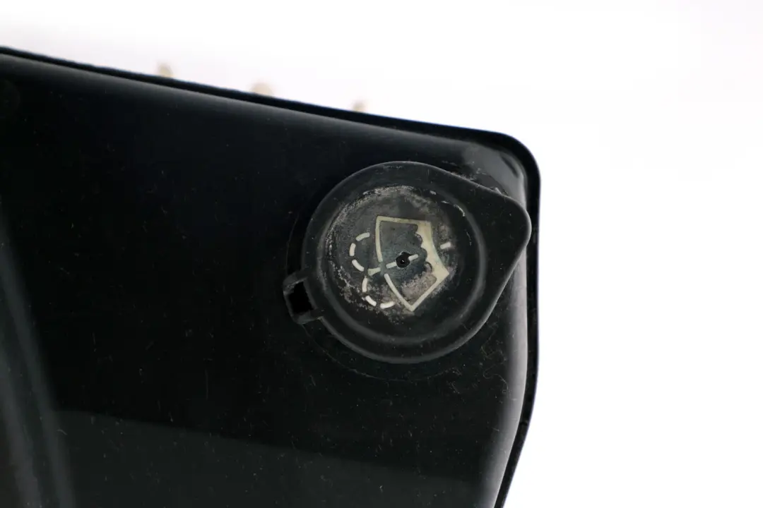 Dispositivo De Limpieza De Faros Botella para BMW 1 E53 con número de pieza 8252738 BMW 1 E53 Dispositivo De Limpieza De Faros Botella - SKU 8252738-1 - Número de pieza 8252738