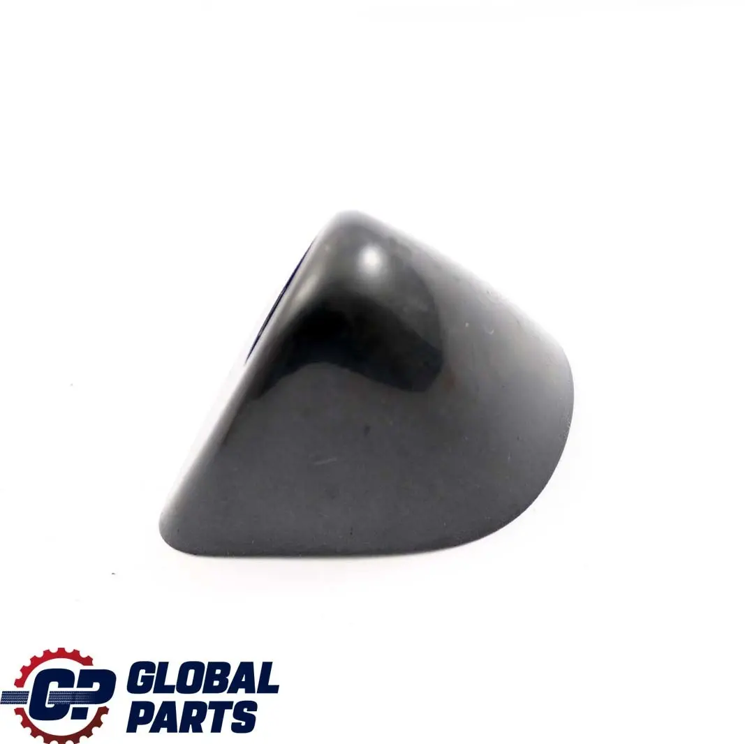 Dysza Spryskiwacza Prawa Czarna do BMW X5 E53 o numerze 8252746 BMW X5 E53 Dysza Spryskiwacza Prawa Czarna - SKU 8252746-BS1 - Numer Części 8252746