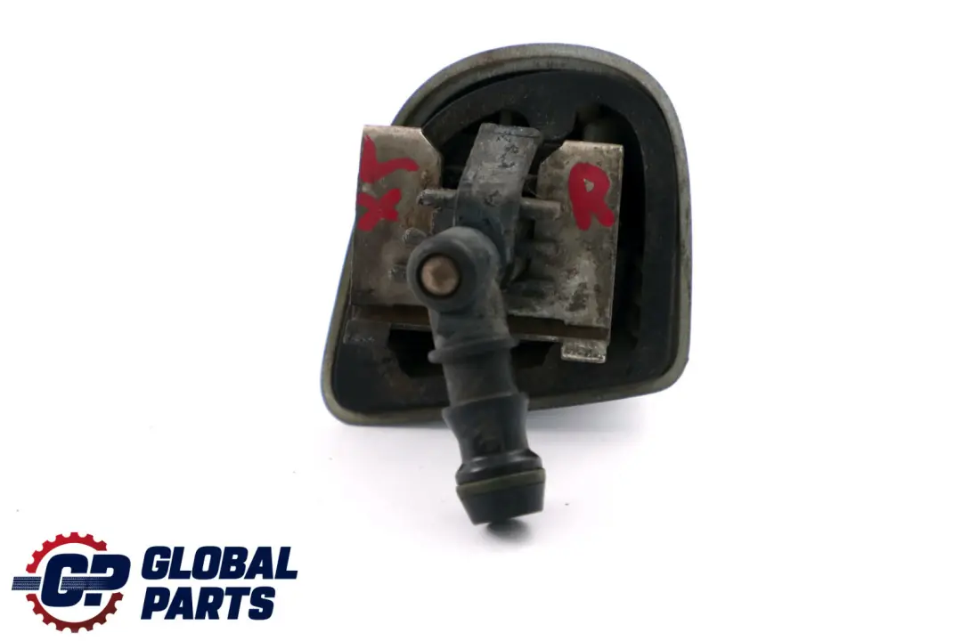 Head Lamp Cleaning Spray Nozzle Right O/S Titansilber Silver to BMW X5 Series E53 with Part number 8252746 BMW X5 Series E53 Head Lamp Cleaning Spray Nozzle Right O/S Titansilber Silver - SKU 8252746-TS1 - Part number 8252746