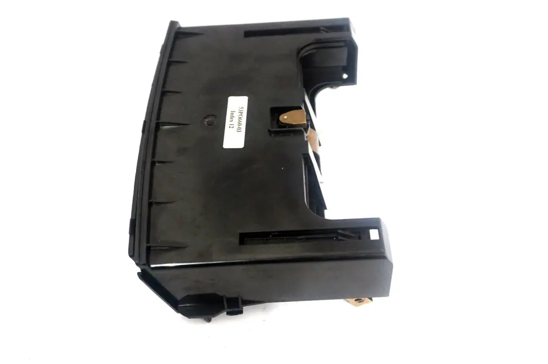 Getränkehalter hinten 5116 für BMW X5 er E53 1 mit Teilenummer 8253125 BMW X5 er E53 1 Getränkehalter hinten 5116 - SKU 8253125-1 - Teilenummer 8253125