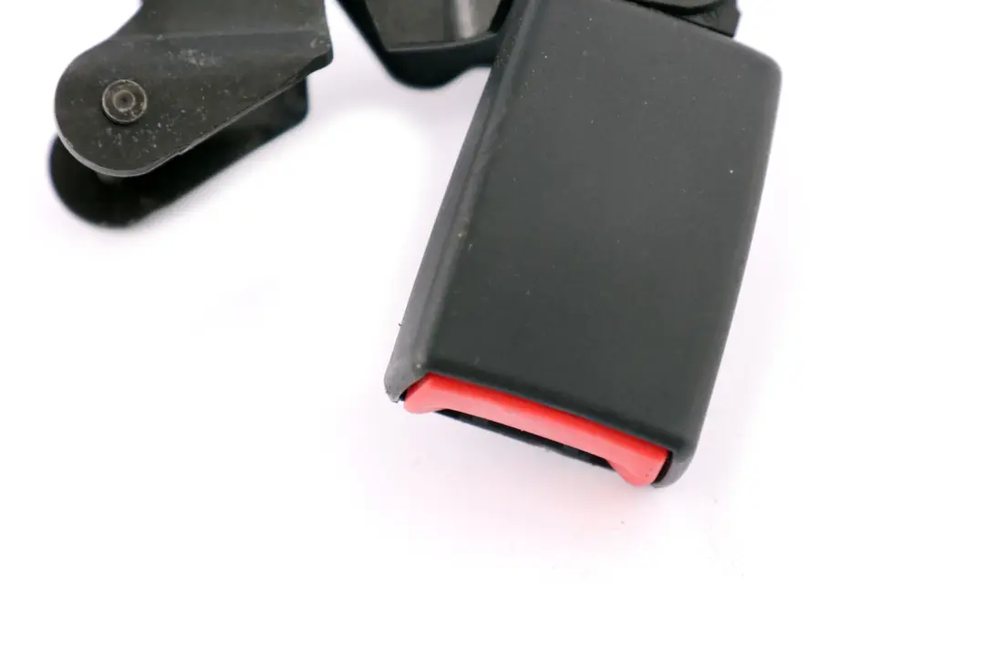 BMW 3 Series E46 Middle Seat Lower Belt Strap Buckle Rear Right O/S - SKU 8253872 - Part number 8253872