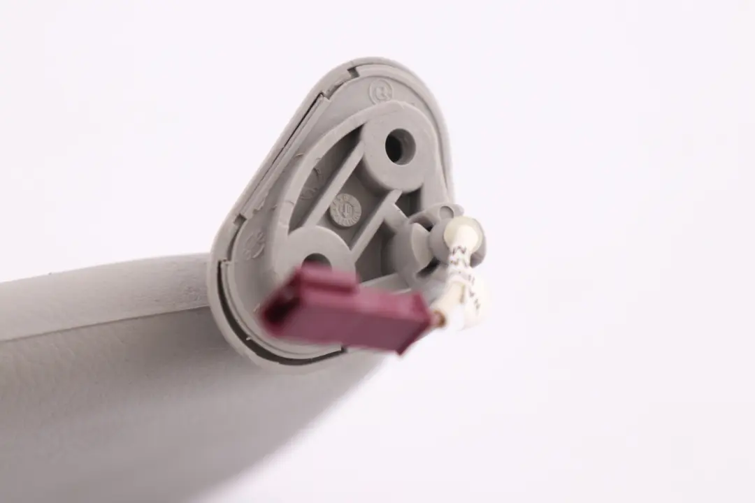 Visera Parasol Con Luz De Espejo Hellgrau Izquierda para BMW X5 E53 con número de pieza 8258035 BMW X5 E53 Visera Parasol Con Luz De Espejo Hellgrau Izquierda - SKU 8255085 - Número de pieza 8258035