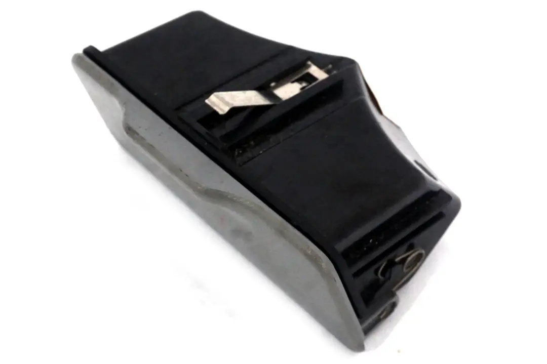 Puerta Trasera Cenicero Compartimiento Gris 8249090 para BMW E53 con número de pieza 8255114 BMW E53 Puerta Trasera Cenicero Compartimiento Gris 8249090 - SKU 8255114 - Número de pieza 8255114