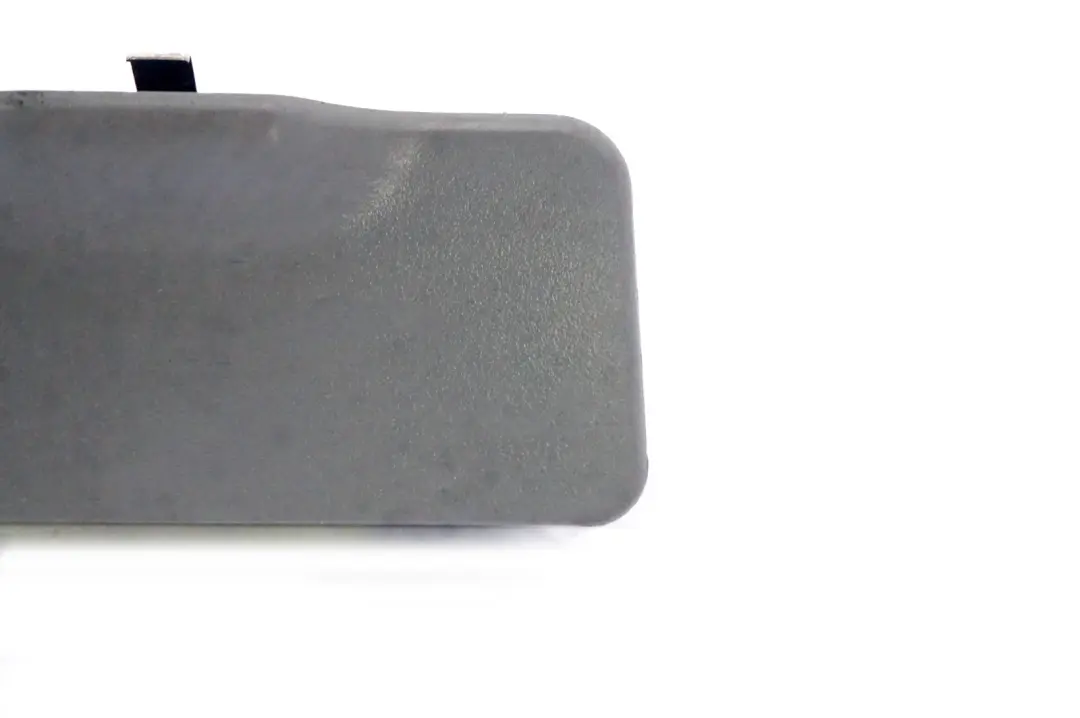 Komora Popielniczka Drzwi Tylnych Szara 8249090 do BMW X5 E53 o numerze 8255114 BMW X5 E53 Komora Popielniczka Drzwi Tylnych Szara 8249090 - SKU 8255114 - Numer Części 8255114