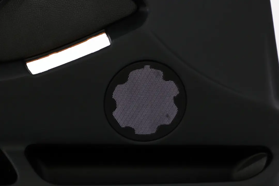 Front Left N/S Door Card Leather Interior Trim Panel Black to BMW X5 Series E53 with Part number 8255287 BMW X5 Series E53 Front Left N/S Door Card Leather Interior Trim Panel Black - SKU 8255287 - Part number 8255287