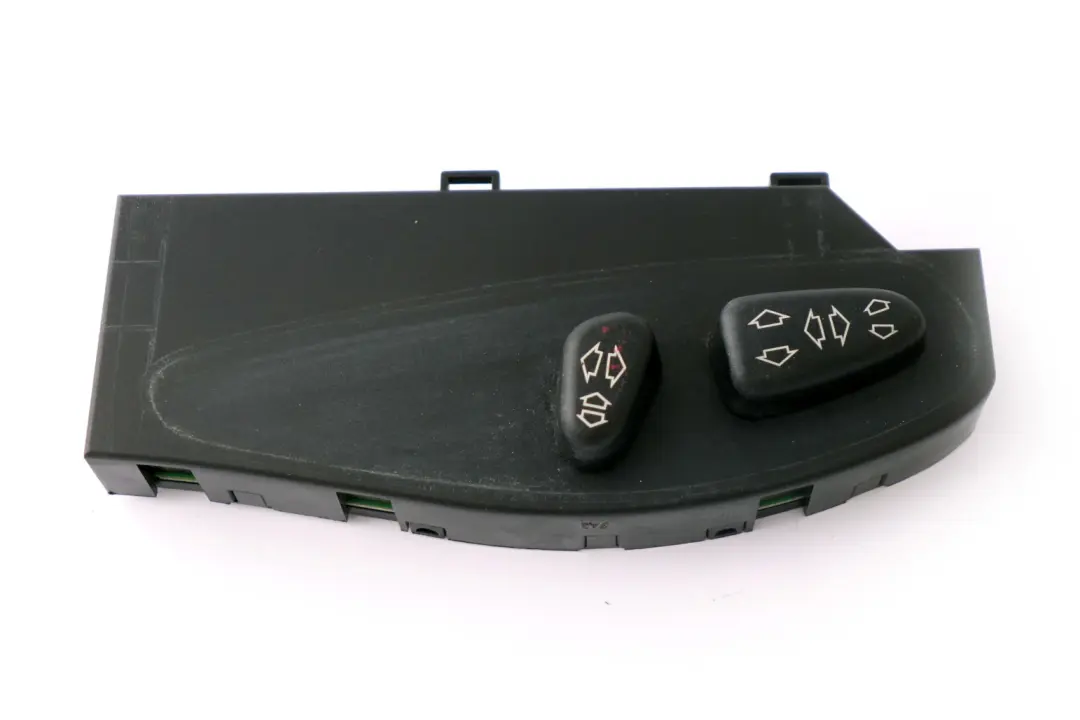 Panel Sterowania Fotelem Lewy Przód do BMW E46 E64 o numerze 8255383 BMW E46 E64 Panel Sterowania Fotelem Lewy Przód - SKU 8255383 - Numer Części 8255383