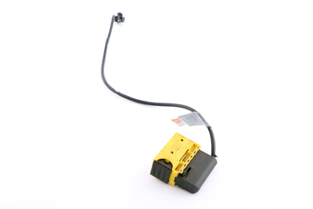 BMW 6 X3 X5 E53 E63 E83 Cable Raidisseur de Ceinture de Securite - SKU 8255704 - Numéro de pièce 8255704