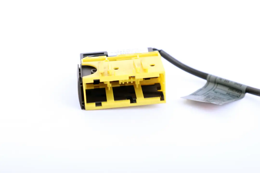 Kabel Gurtstrammer Sicherheitsgurt für BMW 6 X3 X5 er E53 E63 E83 mit Teilenummer 8255704 BMW 6 X3 X5 er E53 E63 E83 Kabel Gurtstrammer Sicherheitsgurt - SKU 8255704 - Teilenummer 8255704