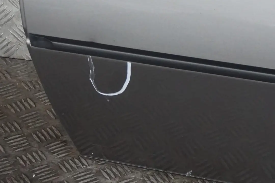 BMW X5 Series E53 Door Front Left N/S Sterlinggrau Sterling Grey Metallic 472 - SKU 8256823-STG - Part number 8256823