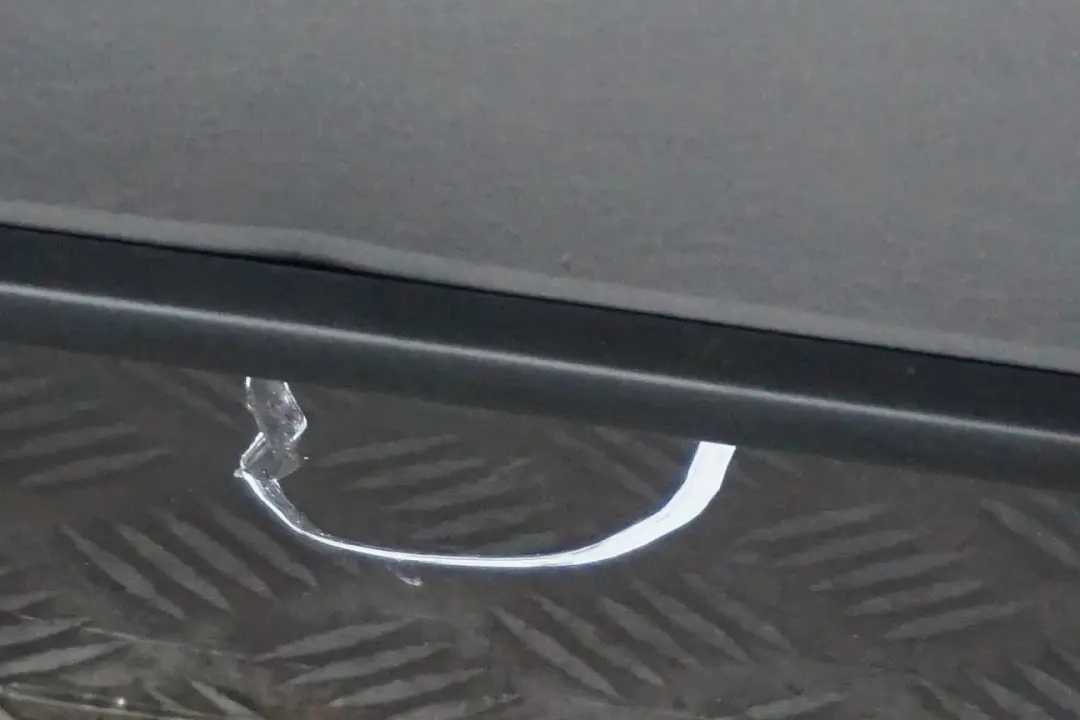 BMW X5 Series E53 Door Front Left N/S Sterlinggrau Sterling Grey Metallic 472 - SKU 8256823-STG - Part number 8256823