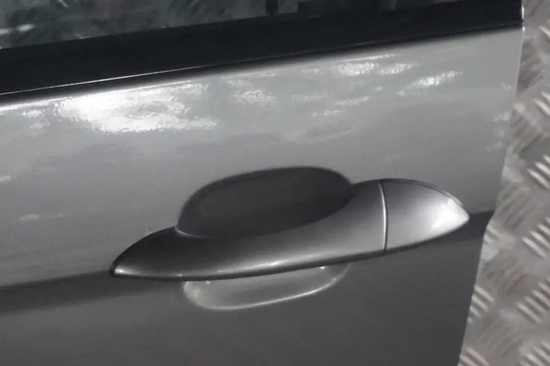 BMW X5 Series E53 1 Door Front Left N/S Sterlinggrau Sterling Grey Metallic 472 - SKU 8256823-STG1 - Part number 8256823