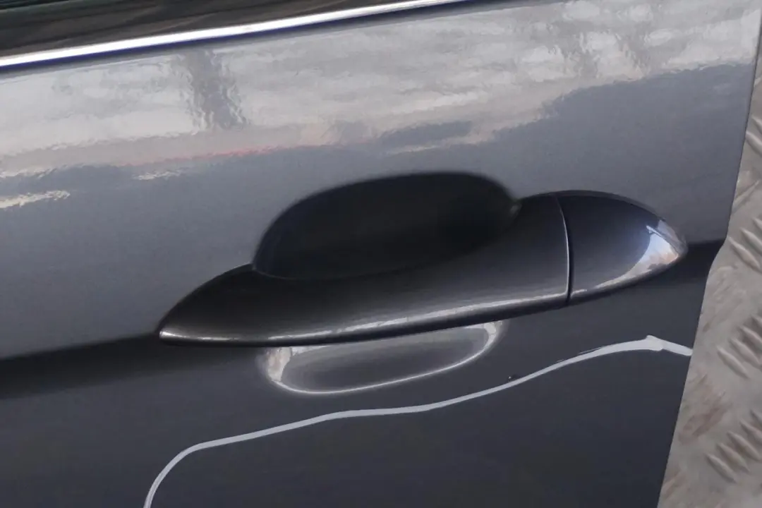 BMW X5 Series E53 Door Front Left N/S Stalhgrau Steel Grey Metallic - 400 - SKU 8256823-STH - Part number 8256823