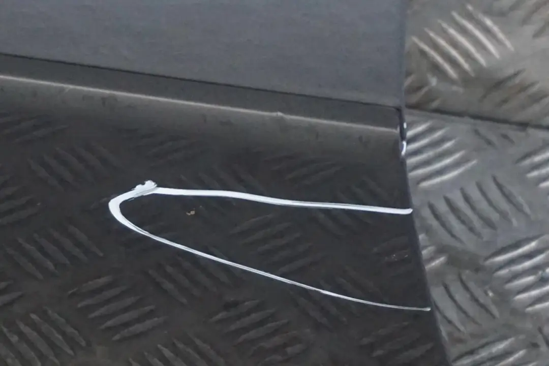 Door Front Left N/S Stalhgrau Steel Grey Metallic - 400 to BMW X5 Series E53 with Part number 8256823 BMW X5 Series E53 Door Front Left N/S Stalhgrau Steel Grey Metallic - 400 - SKU 8256823-STH - Part number 8256823