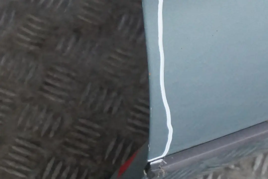 Door Front Right O/S Graugruen Grey Green Metallic - 442 to BMW X5 Series E53 with Part number 8256824 BMW X5 Series E53 Door Front Right O/S Graugruen Grey Green Metallic - 442 - SKU 8256824-GG - Part number 8256824