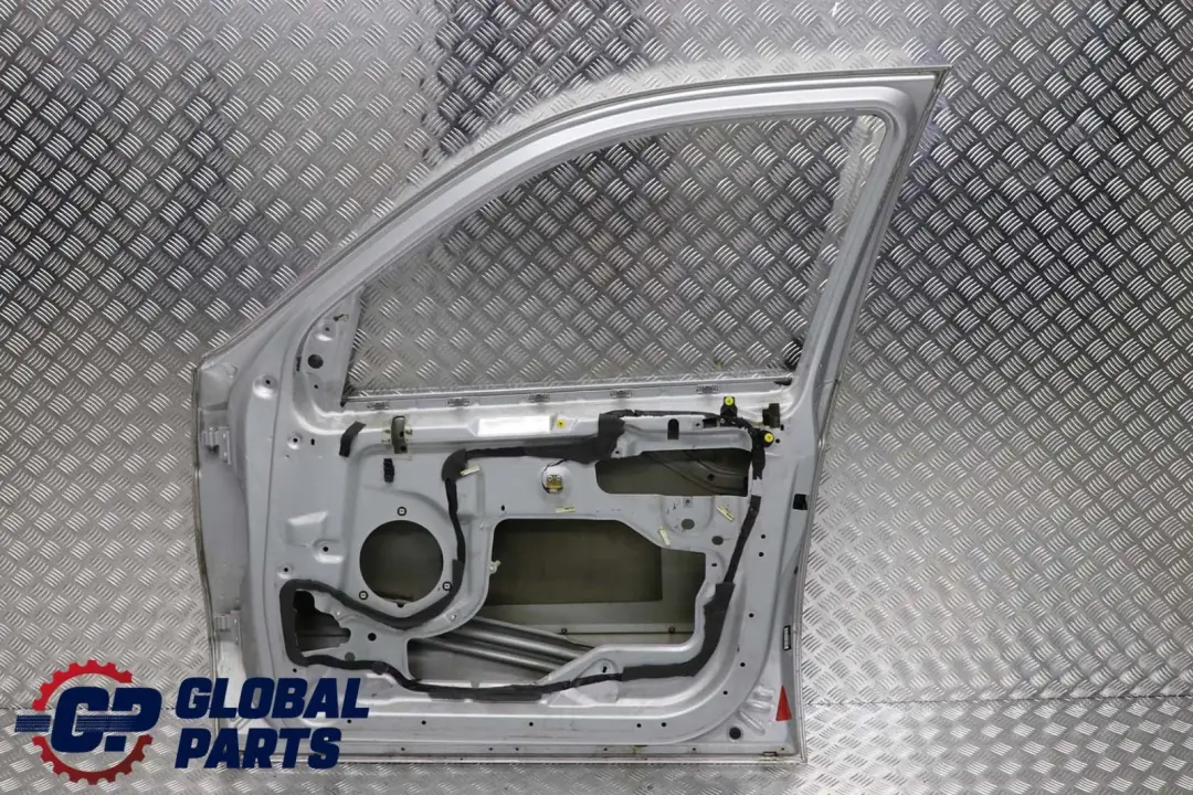 Droite Argent Titane Metallise - 35 BMW X5 E53 Porte avant - SKU 8256824-TS2 - Numéro de pièce 8256824