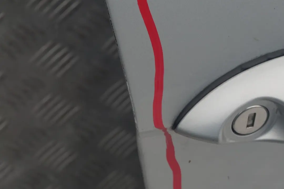 Beifahrer Tür vorne rechts Titansilber Titan Silber Metallic 35 für BMW X5 er 7 E53 mit Teilenummer 8256824 BMW X5 er 7 E53 Beifahrer Tür vorne rechts Titansilber Titan Silber Metallic 35 - SKU 8256824-TS7 - Teilenummer 8256824