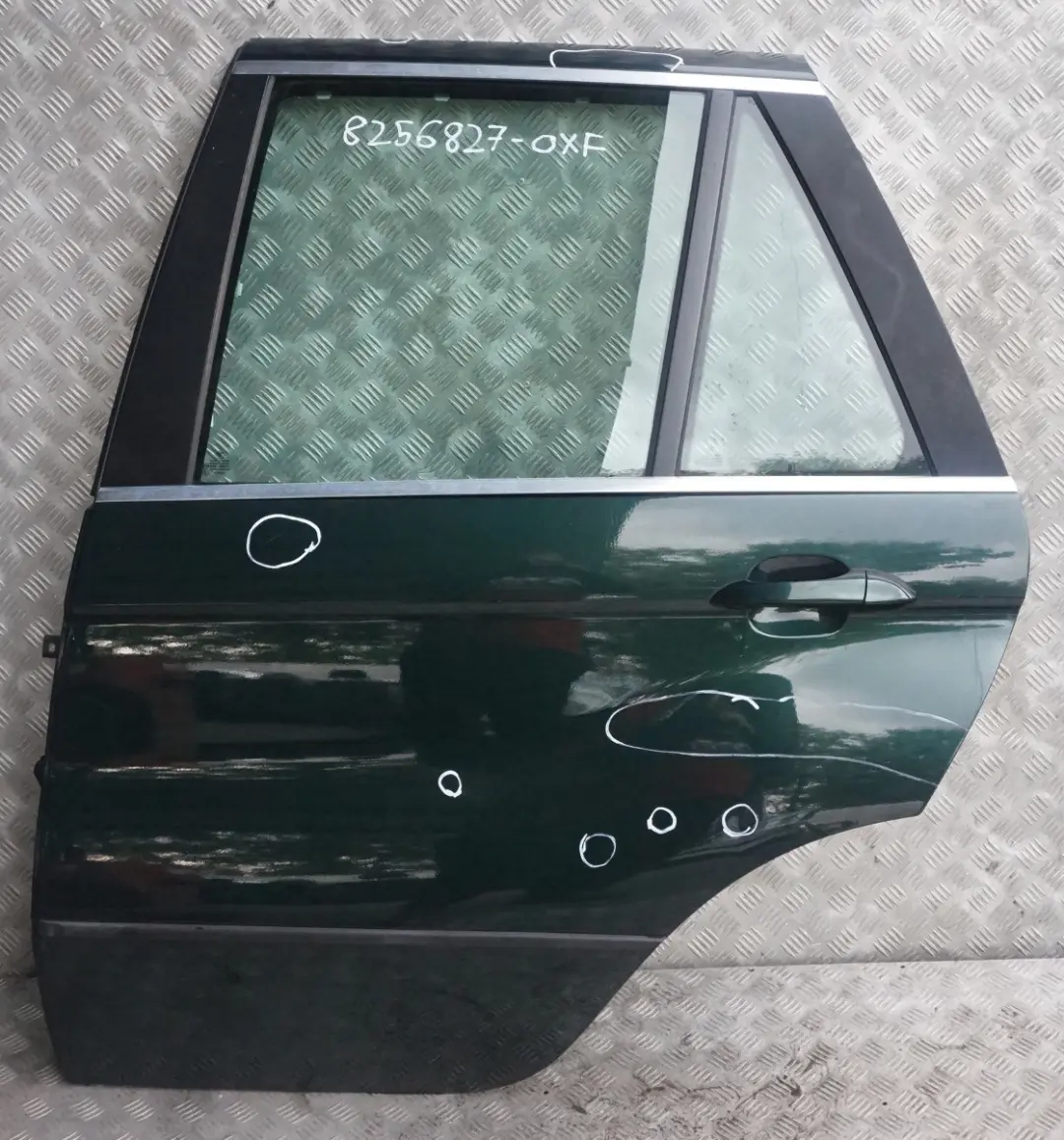 BMW X5 er E53 Fahrerseite Tür hinten links Oxfordgruen Oxford Gruen Metallic - SKU 8256827-OXF - Teilenummer 8256827