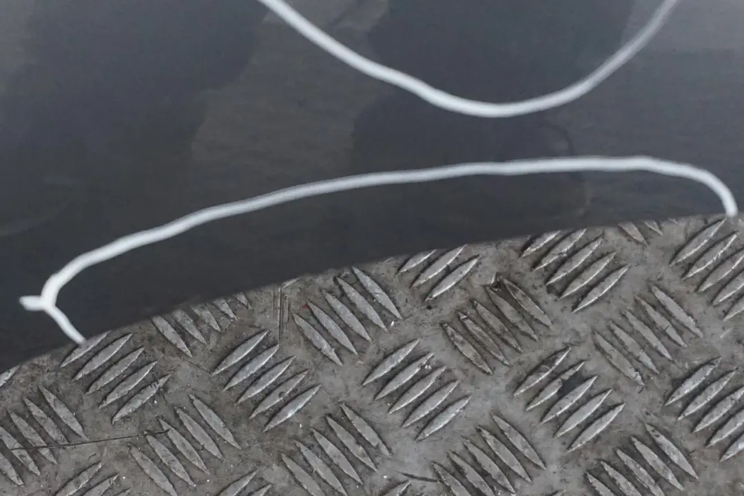 Puerta Trasera Izquierda Stahlgrau Gris Acero Metalizado - 400 para BMW E53 1 con número de pieza 8256827 BMW E53 1 Puerta Trasera Izquierda Stahlgrau Gris Acero Metalizado - 400 - SKU 8256827-STH1 - Número de pieza 8256827