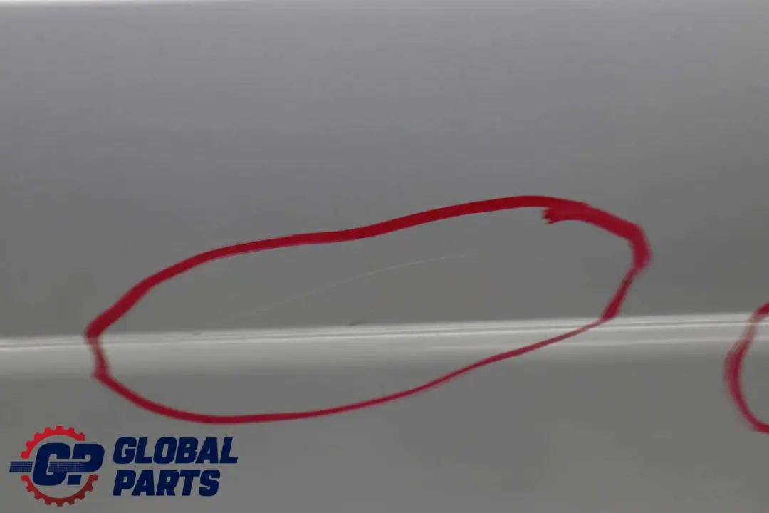 Puerta Trasera Izquierda Titansilber Titan Silver Metallic - 354 para BMW E53 11 con número de pieza 8256827 BMW E53 11 Puerta Trasera Izquierda Titansilber Titan Silver Metallic - 354 - SKU 8256827-TS11 - Número de pieza 8256827