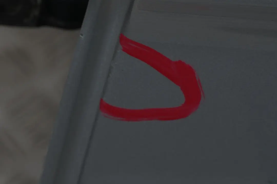 BMW X5 E53 Puerta Trasera Izquierda Titan Plata Metálico - 354 - SKU 8256827-TS8 - Número de pieza 8256827