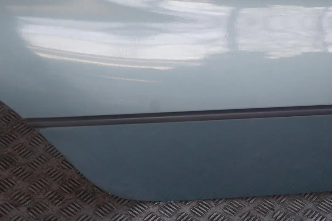 Door Rear Right O/S Graugruen Grey Green Metallic - 442 to BMW X5 Series E53 2 with Part number 8256828 BMW X5 Series E53 2 Door Rear Right O/S Graugruen Grey Green Metallic - 442 - SKU 8256828-GG2 - Part number 8256828