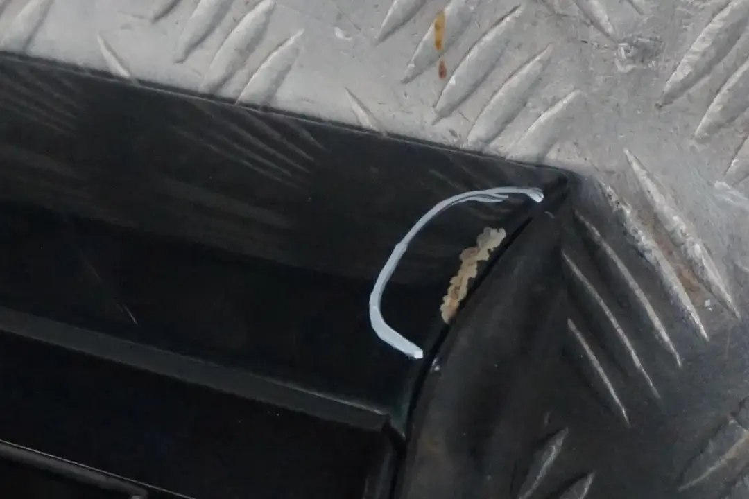 Fahrerseite Tür Hinten Rechts Oxfordgruen Gruen Metallic - 430 für BMW X5 er E53 mit Teilenummer 8256828 BMW X5 er E53 Fahrerseite Tür Hinten Rechts Oxfordgruen Gruen Metallic - 430 - SKU 8256828-OXF2 - Teilenummer 8256828