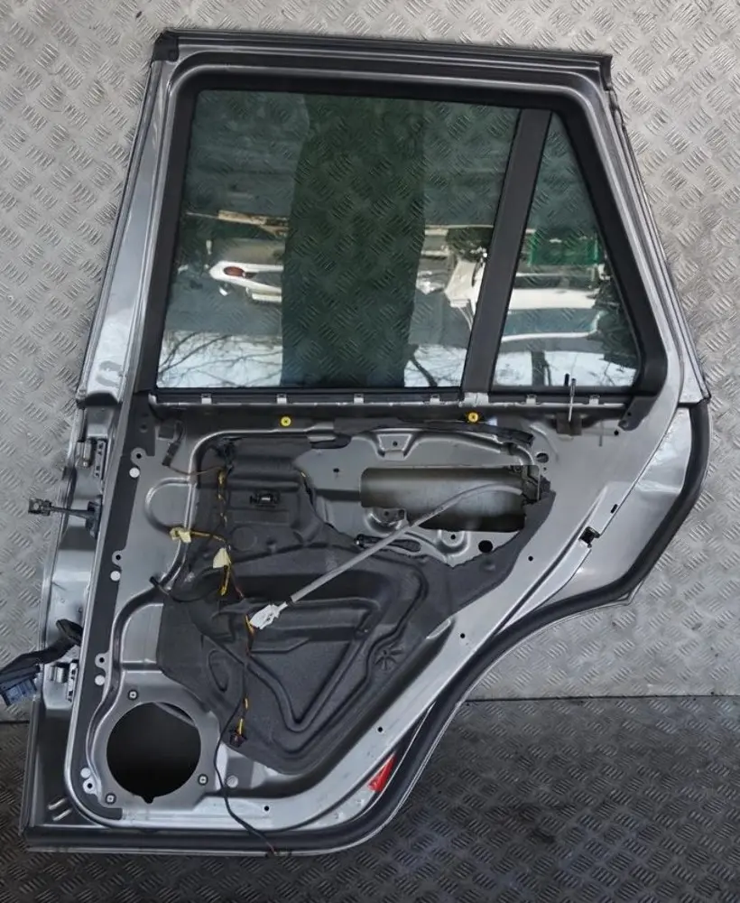 BMW X5 E53 Fahrerseite Tür Hinten Rechts Sterlinggrau Sterling Grau - 472 - SKU 8256828-STG - Teilenummer 8256828