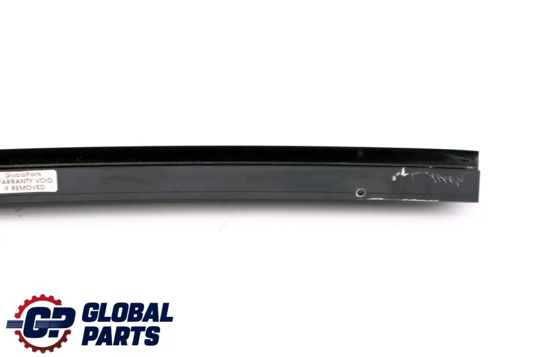 Barre de Guidage de Fenetre a Gauche Noir Brillant Noir pour BMW X5 E53 à propos du numéro de pièce 8257699 BMW X5 E53 Barre de Guidage de Fenetre a Gauche Noir Brillant Noir - SKU 8257699 - Numéro de pièce 8257699