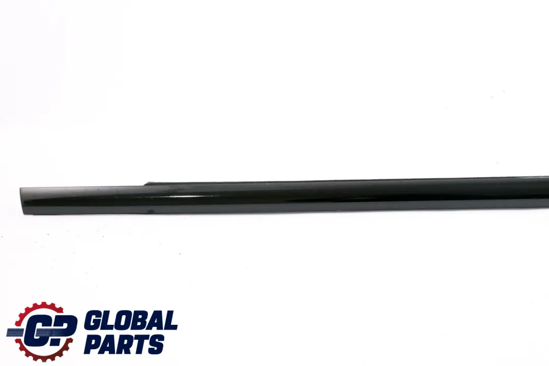 BMW X5 E53 Plaque D'egout Exterieur Avant Rechtsglanz Noir - SKU 8257702 - Numéro de pièce 8257702