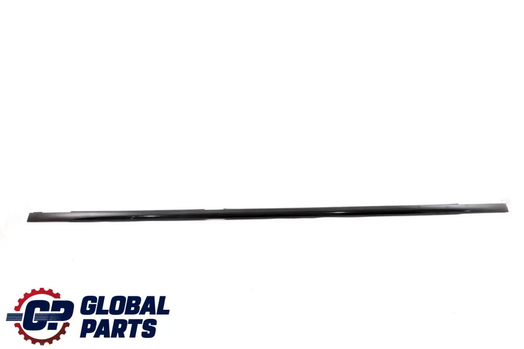 Plaque D'egout Arriere Exterieur Droite Noir Brillant Noir pour BMW X5 E53 à propos du numéro de pièce 51348257704 BMW X5 E53 Plaque D'egout Arriere Exterieur Droite Noir Brillant Noir - SKU 8257704 - Numéro de pièce 51348257704