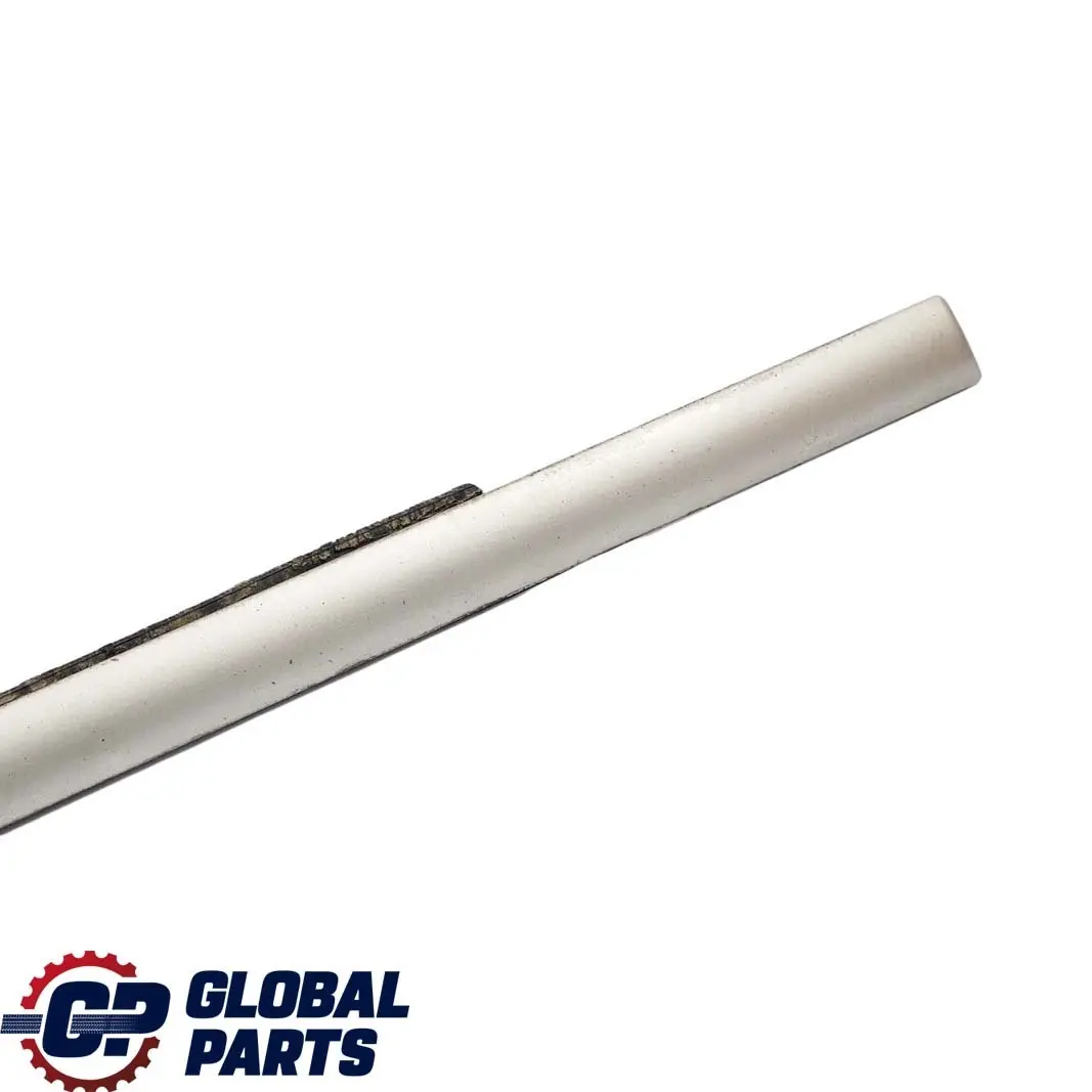 Plaque D'egout Exterieur Arriere Droite Titan pour BMW X5 E53 à propos du numéro de pièce 8257734 BMW X5 E53 Plaque D'egout Exterieur Arriere Droite Titan - SKU 8257734-1 - Numéro de pièce 8257734