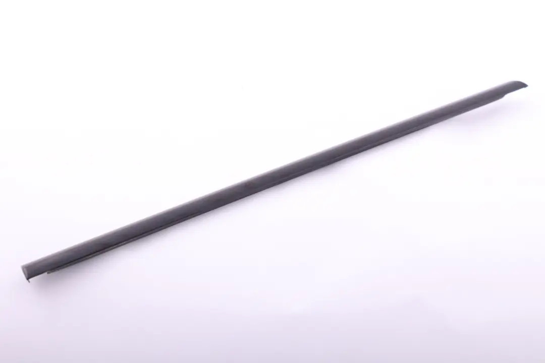 Finisher Side Window Rear Right O/S High Gloss Glanzschwarz to BMW X5 Series 1 E53 with Part number 8257936 BMW X5 Series 1 E53 Finisher Side Window Rear Right O/S High Gloss Glanzschwarz - SKU 8257936-1 - Part number 8257936