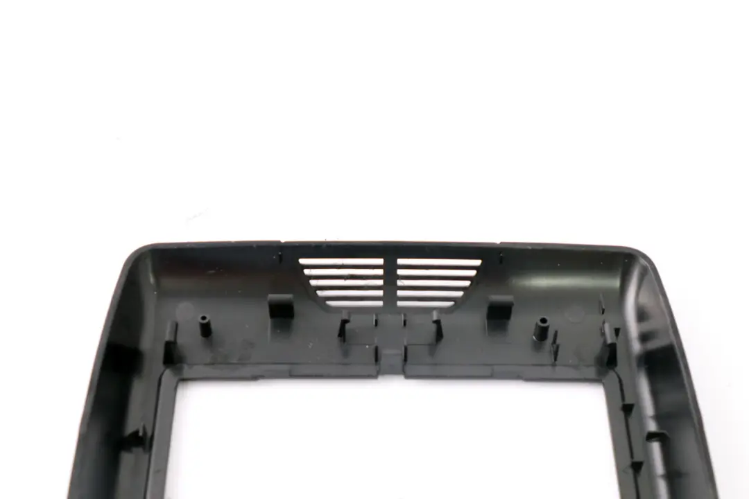 Blende Konsole Himmel Hinten Schwarz 8258041 für BMW X5 er E53 mit Teilenummer 8258042 BMW X5 er E53 Blende Konsole Himmel Hinten Schwarz 8258041 - SKU 8258042 - Teilenummer 8258042