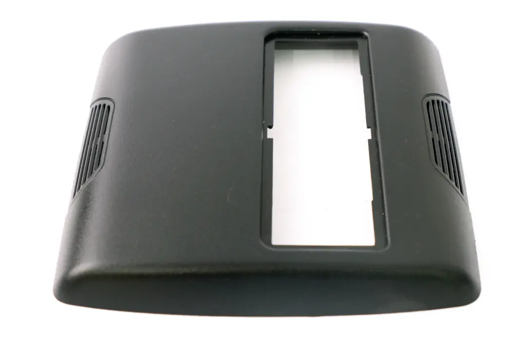 Obudowa Pokrywa Panelu Lampki Podsufitki Tył Czarna do BMW E53 X5 o numerze 8258042 BMW E53 X5 Obudowa Pokrywa Panelu Lampki Podsufitki Tył Czarna - SKU 8258042 - Numer Części 8258042