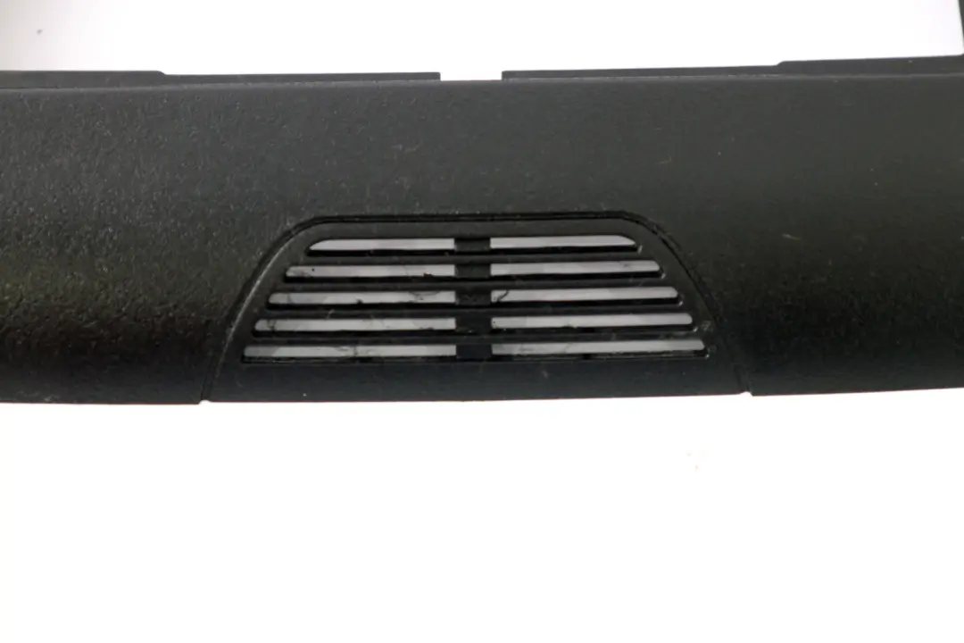 BMW X5 E53 Couverture Console Ciel Arriere Noir 8258041 - SKU 8258042 - Numéro de pièce 8258042