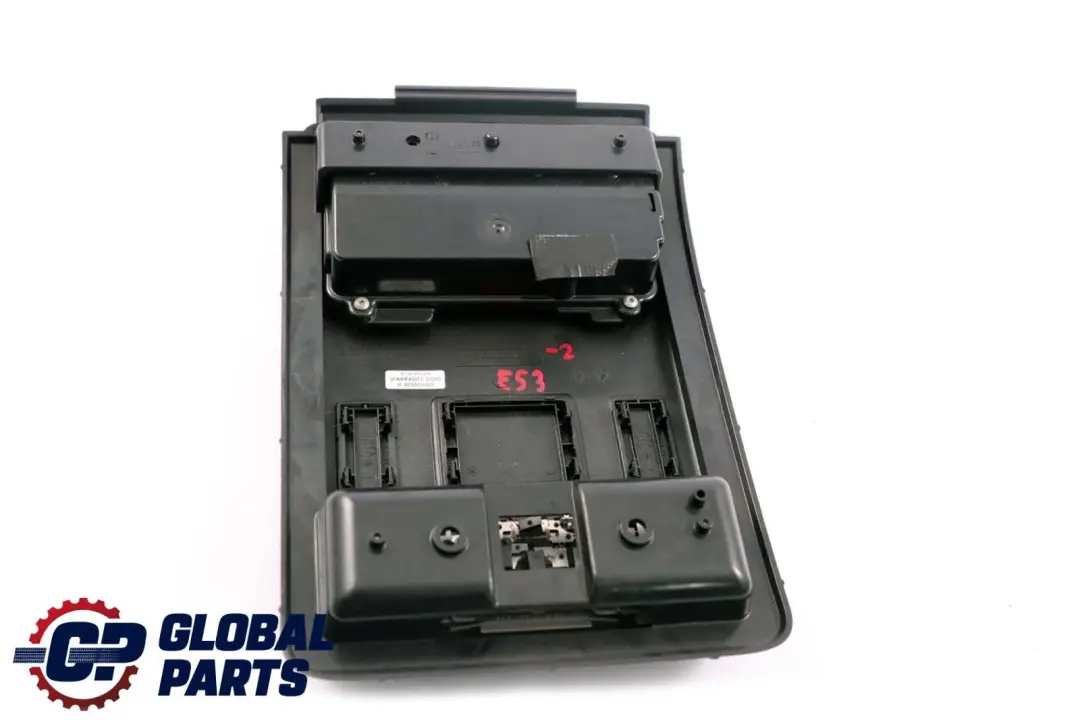 Interior Delantero Techo Luz Panel Negro para BMW E53 con número de pieza 8258057 BMW E53 Interior Delantero Techo Luz Panel Negro - SKU 8258057-2 - Número de pieza 8258057