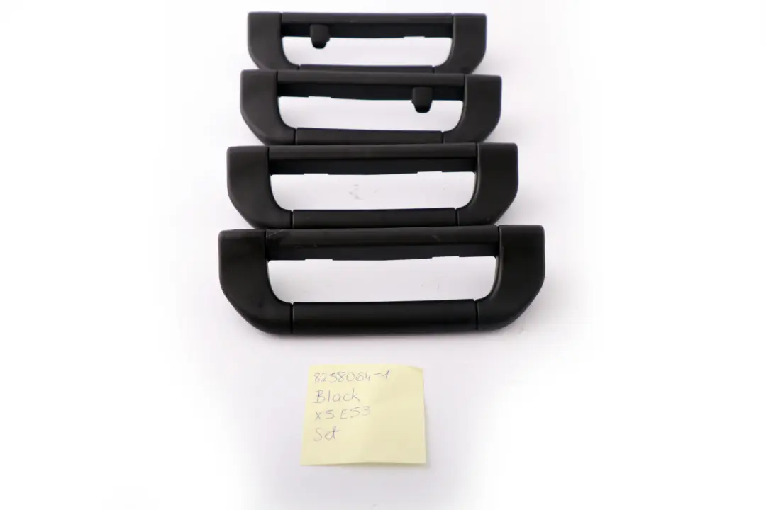 Negro Interior Over Head Liner Agarradera Set 8257226 para BMW E53 con número de pieza 8258064 BMW E53 Negro Interior Over Head Liner Agarradera Set 8257226 - SKU 8258064-1 - Número de pieza 8258064