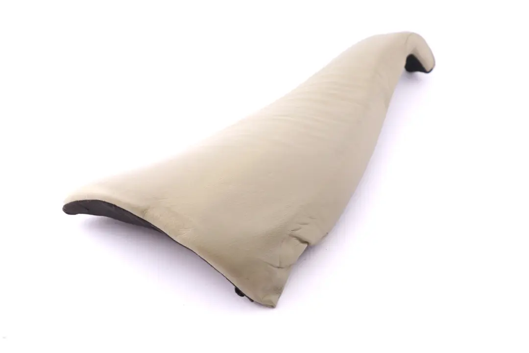 Skórzana osłona tył prawy zielona do BMW X5 E53 o numerze 8258406 BMW X5 E53 Skórzana osłona tył prawy zielona - SKU 8258406 - Numer Części 8258406