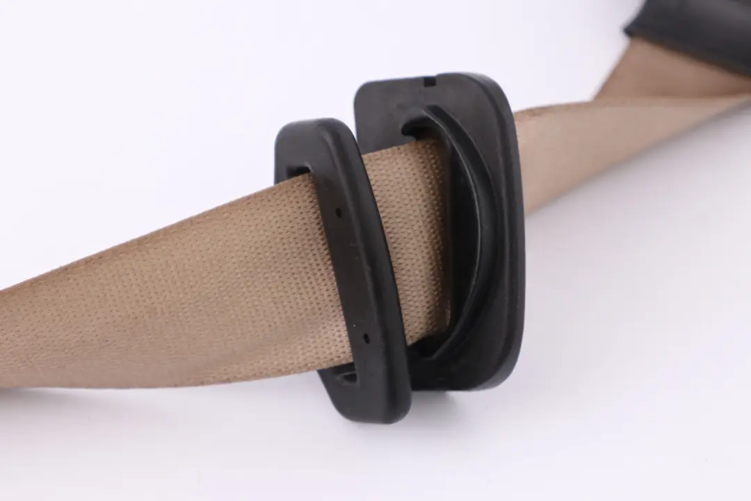 Obergurt Hinten Links Hell Beige für BMW X5 er E53 mit Teilenummer 8259001 BMW X5 er E53 Obergurt Hinten Links Hell Beige - SKU 8259001 - Teilenummer 8259001